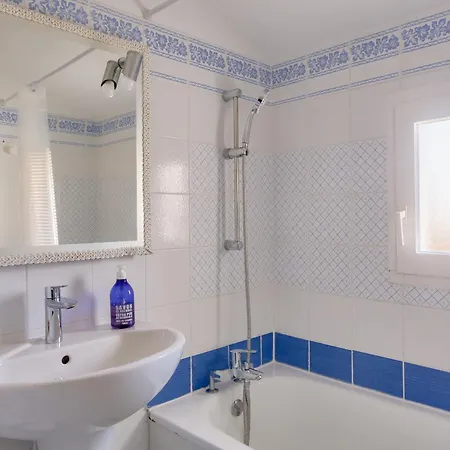 Ferienhaus Sejour Pour 4 Avec Piscine, Proche Thalasso Ars-en-Ré