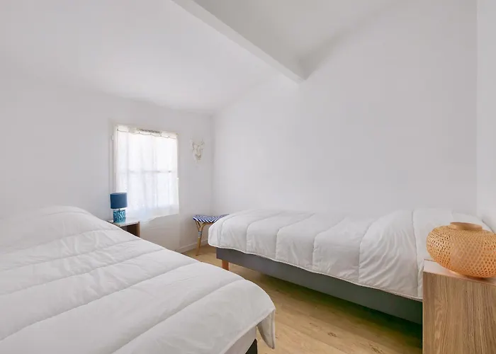 Pour 4 Avec Piscine, Proche Thalasso Ars-en-Ré